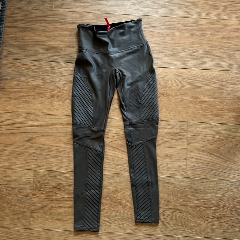 Spanx faux leather leggings Medium Gunmetal